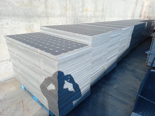 Venta planta fotovoltaica desmontada 57 Kwp con inversor 50 Kw-whatsapp-image-2023-02-02-14.01.29.jpg
