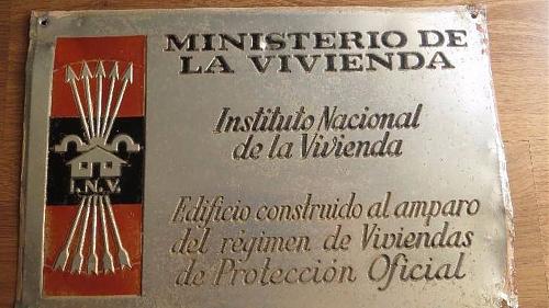 Ayudas autoconsumo-placasproteccionvivienda.jpg