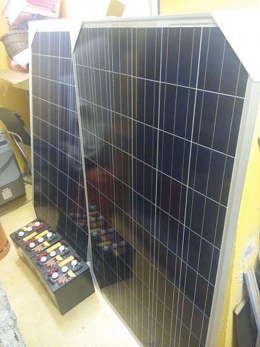 Instalacin solar aislada en caseta de uso habitual-panelbat.jpg