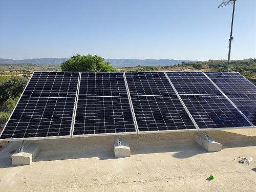 Anclaje de paneles solares en azotea-1660302659765.jpg