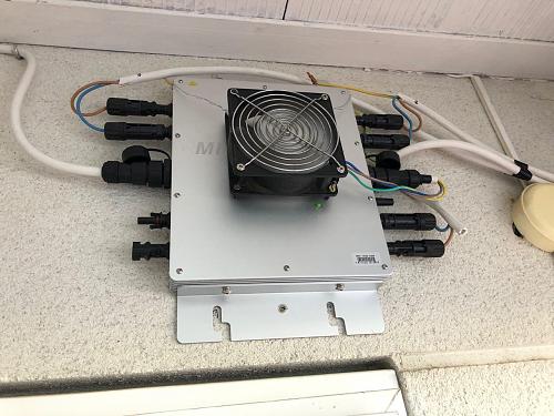 Instalacin 4 placas 220w de apoyo con conexin a red.-photo_2019-08-18_13-06-56.jpg