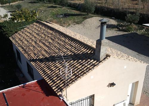 Nueva instalación autoconsumo por un novato en Alicante-foto-tejado.jpg