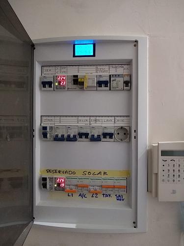 nueva instalacion con microinversores-cuadro.jpg