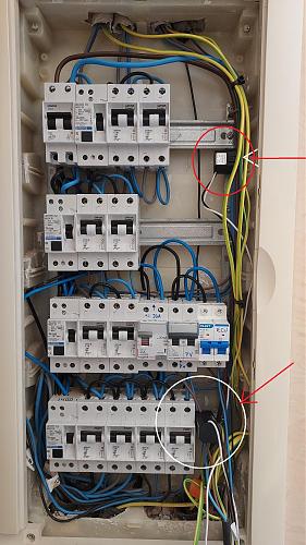 Fallos en monitorizacion microinversor APS-vista-del-cuadro.jpg