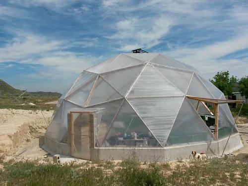 Enfriar invernadero con paneles solares (hay suelo radiante)-invernadero.jpg